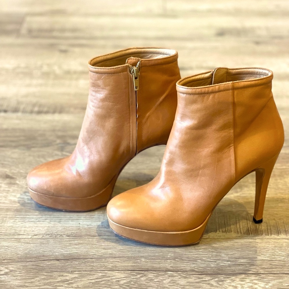 BARNEYS NEW YORK CO OP - Leather Ankle Booties